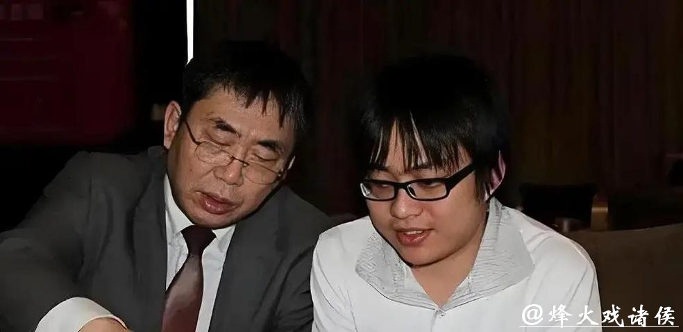 聂卫平长子孔令文谈家庭往事：父亲曾打我，选择去日本的背后原因揭晓